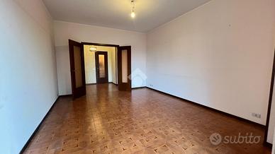 3 LOCALI A NOVATE MILANESE