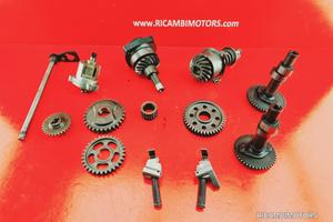 RICAMBI MOTORE SUZUKI INTRUDER 800