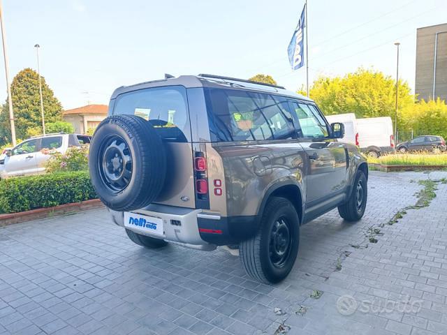 Land Rover Defender 90 2021 photo 5