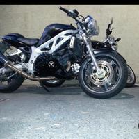 Ricambi suzuki sv650 anno 2000