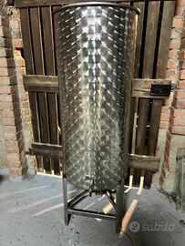 Serbatoio inox 150 litri per vino