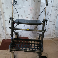 Deambulatore pieghevole