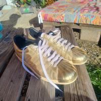 Scarpe Adidas Superstar 42,66 oro