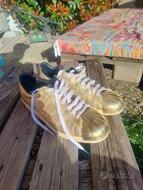 Scarpe Adidas Superstar 42,66 oro