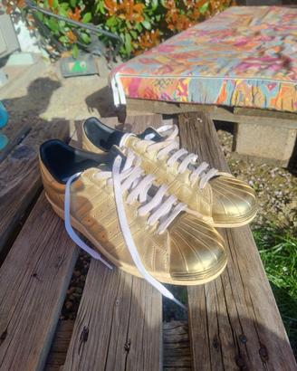 Scarpe Adidas Superstar 42,66 oro