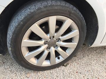 4 Cerchi originali + 5 gomme Audi A1