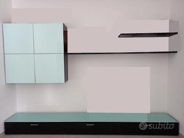 Parete attrezzata usata