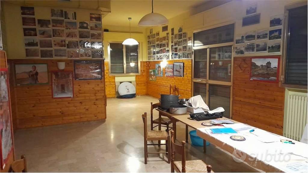 Immobile di 220 m² con più di 5 locali a Castelfra - Vista 3