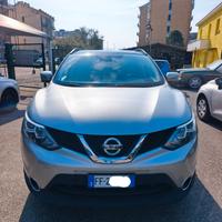 Nissan Qashqai 1.5 dCi Tekna camera 360°