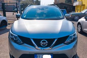 Nissan Qashqai 1.5 dCi Tekna camera 360°