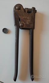 Pinza per piombatura