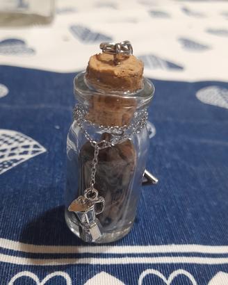 portachiavi bottiglietta con caffè 