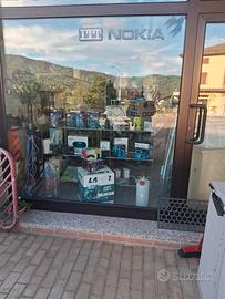 intero stock da negozio elettrodomestici 