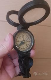 BUSSOLA co 4 lenti ingrandimento e specchietto