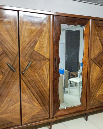 mobile vintage anni 50 ben conservato 