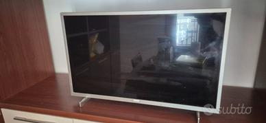 Tv philips 32" 1920x180