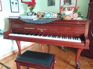 Pianoforte un Quarto di Coda