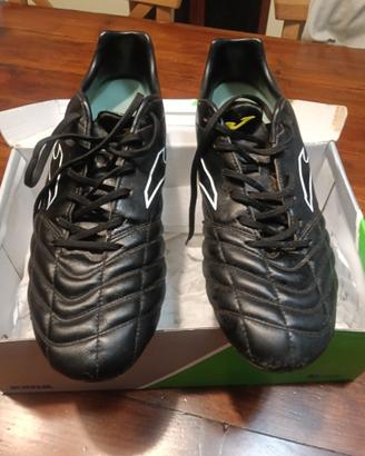 Scarpe da calcio o rugby ragazzo