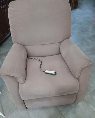 poltrona relax elettrica anziani 