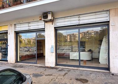 Locale commerciale negozio 2 vetrine Montesacro