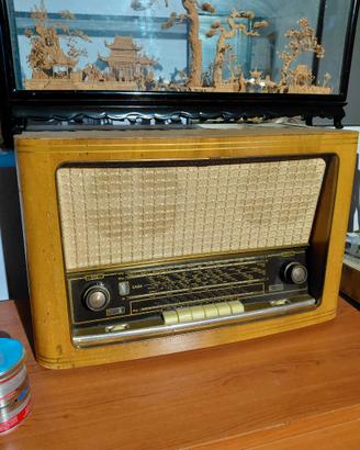 Radio vintag saba