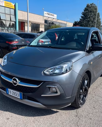 Opel Adam 1.2 70 CV