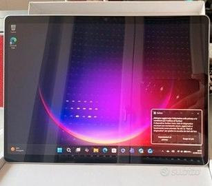 Microsoft Surface Pro 11 - Snapdragon X Plus, 16GB