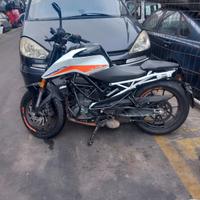 Ricambi ktm 390 duke my22