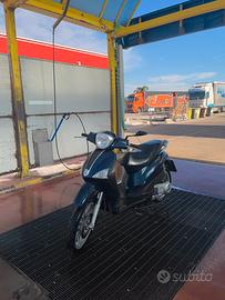 piaggio liberty 125