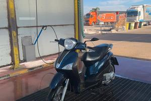 piaggio liberty 125