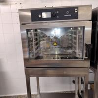 Attrezzatura per cucina professionale