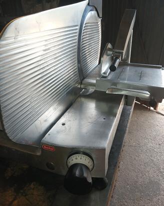 affettatrice Berkel lama 32 cm  220v