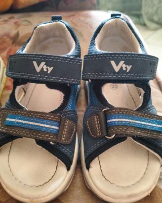 Scarpe bimbo