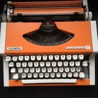 Olympia Traveller de Luxe S (Vintage)