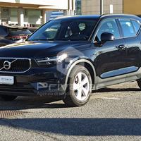 VOLVO XC40 T2 Geartronic Momentum Core