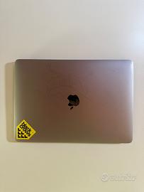 MacBook Air A2179 (Screen Broken)