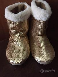 Pantofole-stivaletto ,con paillettes dorate, nuove