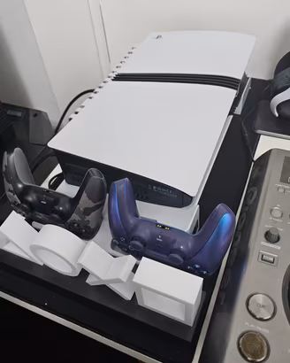 Ps5 pro con lettore  disco multiaccessoriata