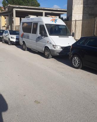 mercedes sprinter 9posti 