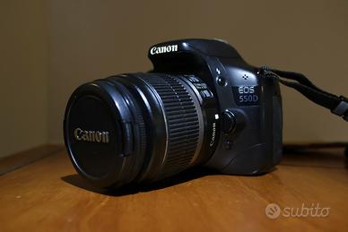 Canon EOS 550D + Obiettivo Kit 18-55mm IS