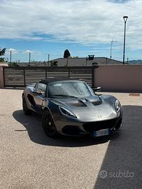 Lotus Elise 1.6