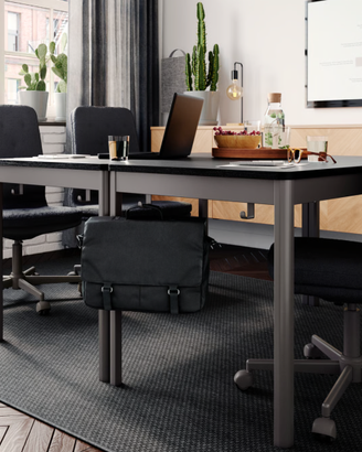 Tavolo IKEA Idasen come nuovo