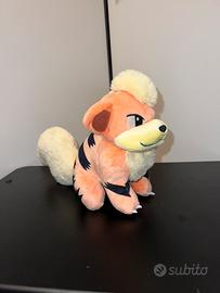 Peluche di growlithe + 15 carte pokemon