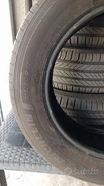 4 pneumatici estivi Michelin 215/60 R17 96H