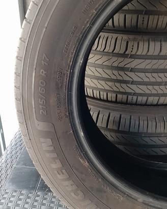 4 pneumatici estivi Michelin 215/60 R17 96H