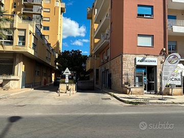 Posto Auto Coperto via Imperatore Federico