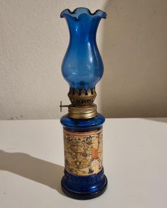 Lampada ad olio vintage in vetro blu