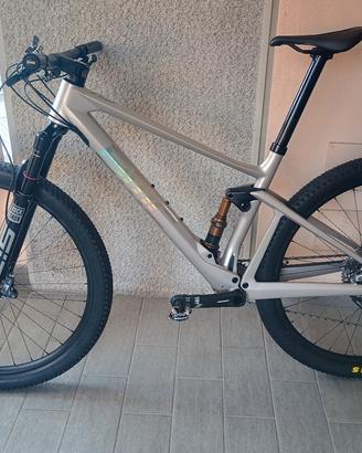 BMC FOURSTROKE 01 