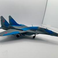 Modellino aereo militare