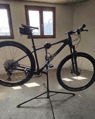 Mtb cube reaction pro c62p